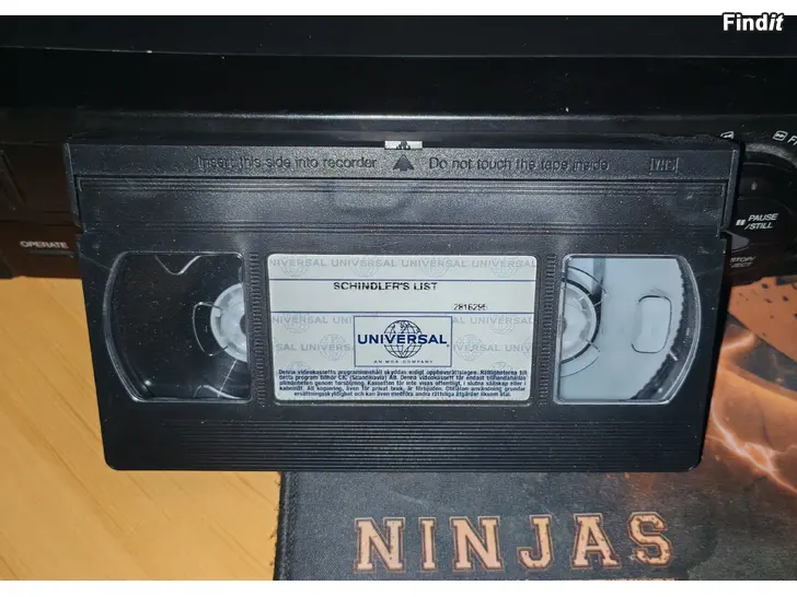Myydään VHS Schindlerin lista ruotsinkieliset tekstit