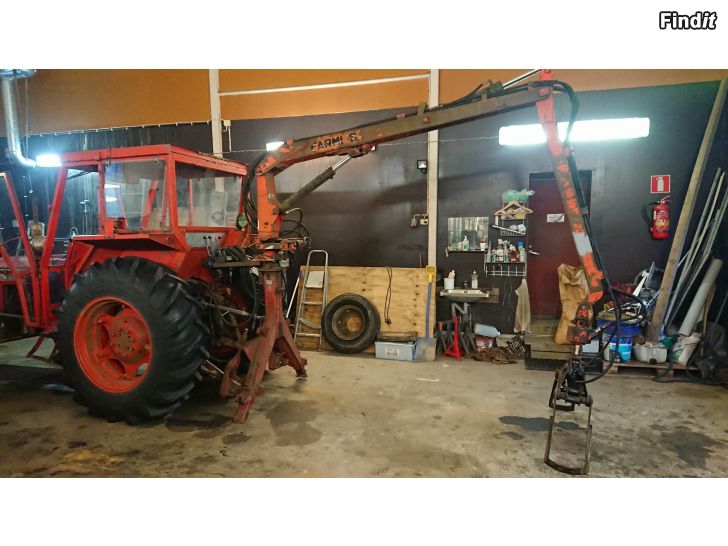 Säljes Traktor med skogskran