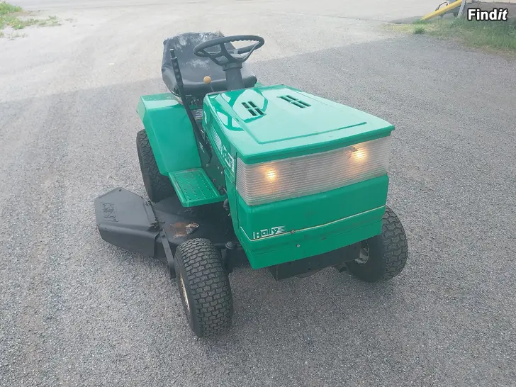Myydään Rally ajoleikkuri