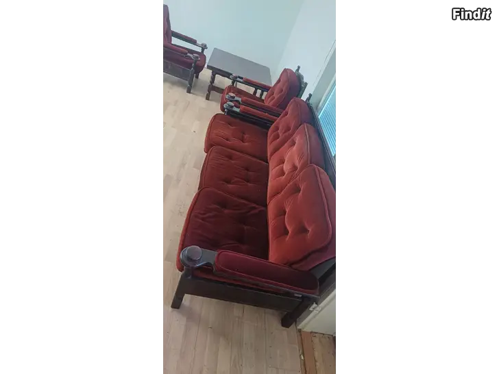 Myydään Retro dohva kalusto