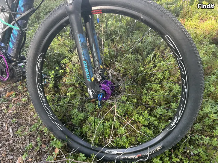 Myydään Mtb 29 vanne QR