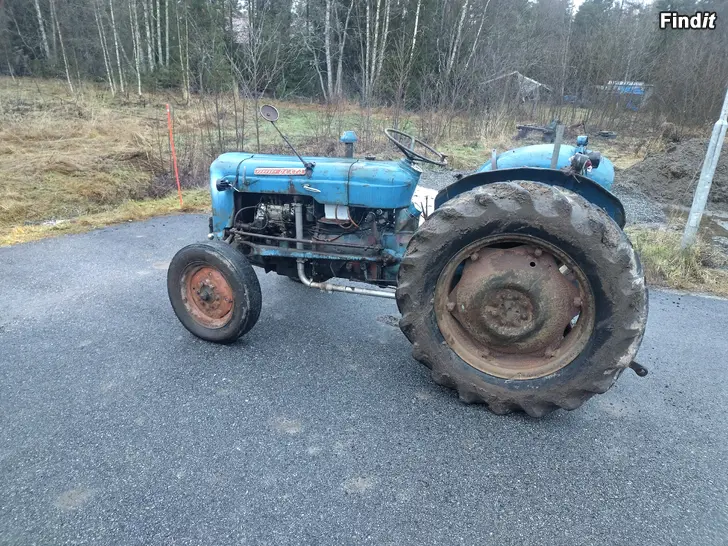Säljes Fordson Dexta