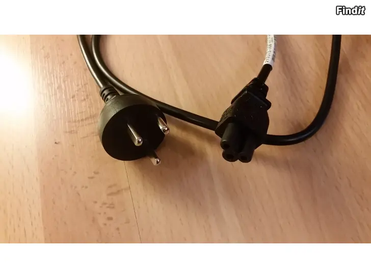 Myydään Sähköjohto 1m musta ulkomaat 2e