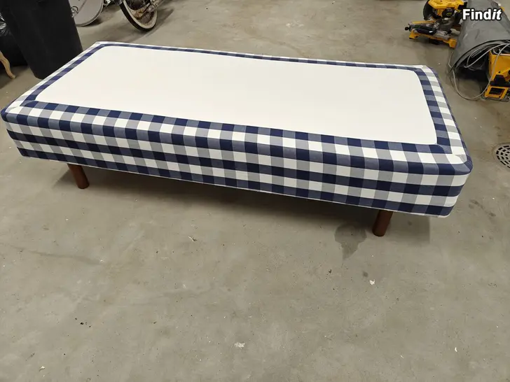 Säljes Hästens säng