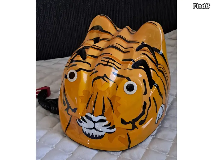 Myydään Pyöräilykypärä, koko S