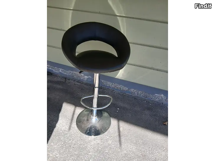 Säljes Baarituolit 3kpl