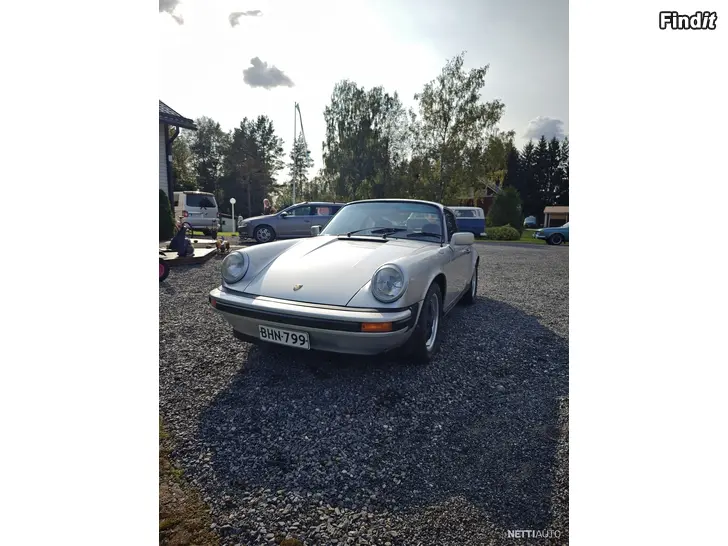 Myydään Porsche 911 SC