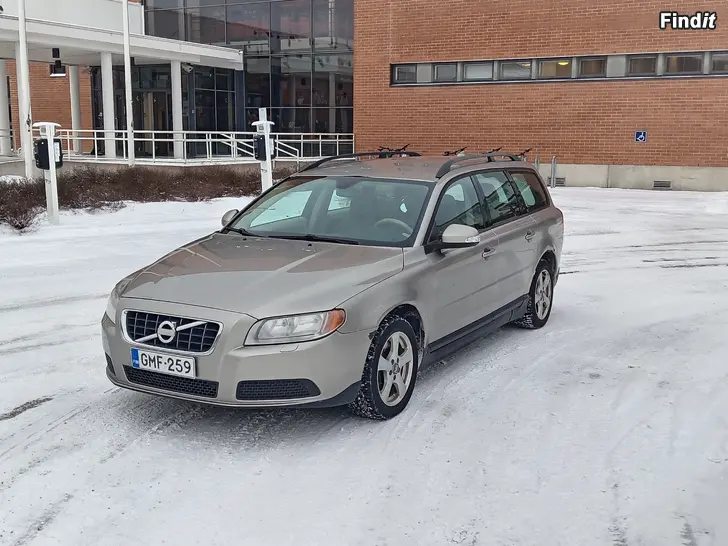 Säljes Volvo v70 2.4D 2008