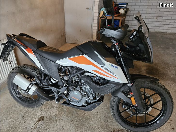 Myydään KTM 390 Adventure