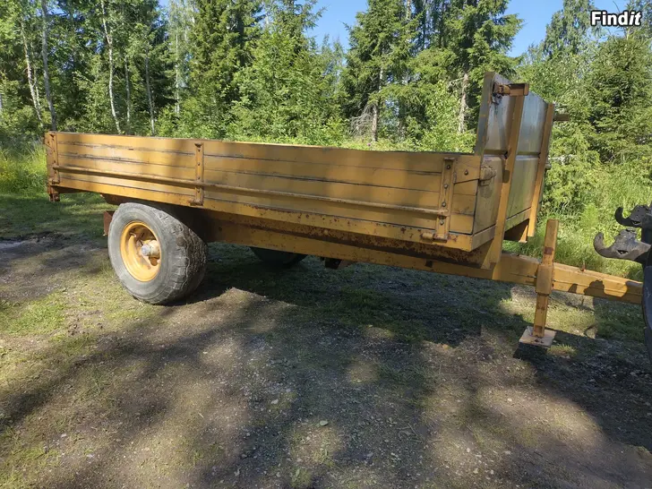 Myydään Rysky 5t traktorkärra / Traktorikärry