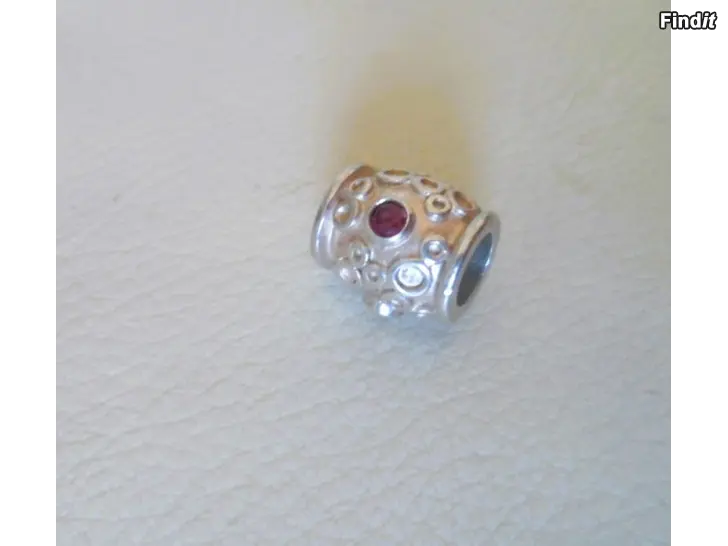 Myydään Kalevala Koru Lapsi-koru Hopea t.punainen kivi