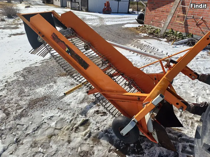 Myydään Tume perunannostokone