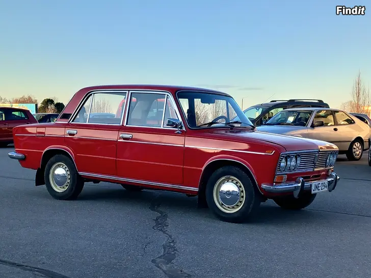 Myydään Lada 2103 1500 MR-katsastettu