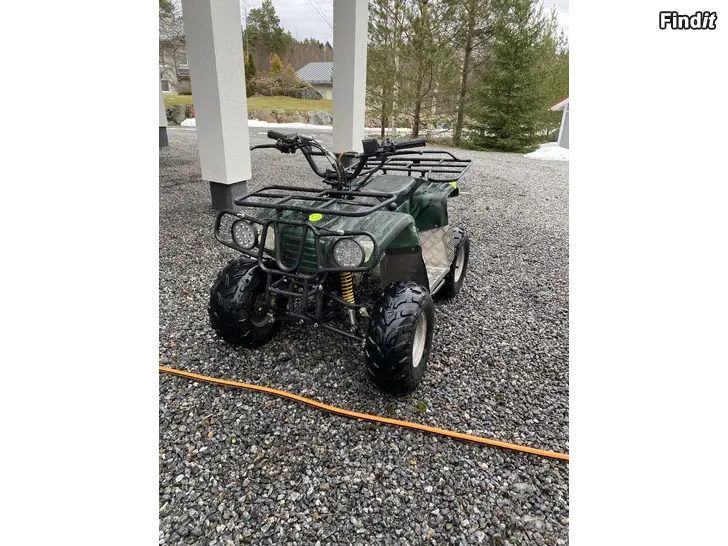 Myydään 110cc mönkiä