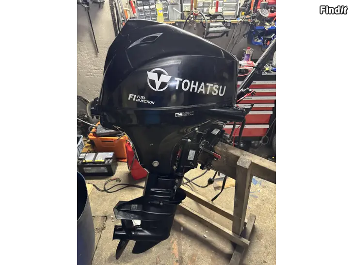 Säljes Tohatsu 20 Hv sähköstartilla ruiskumoottori