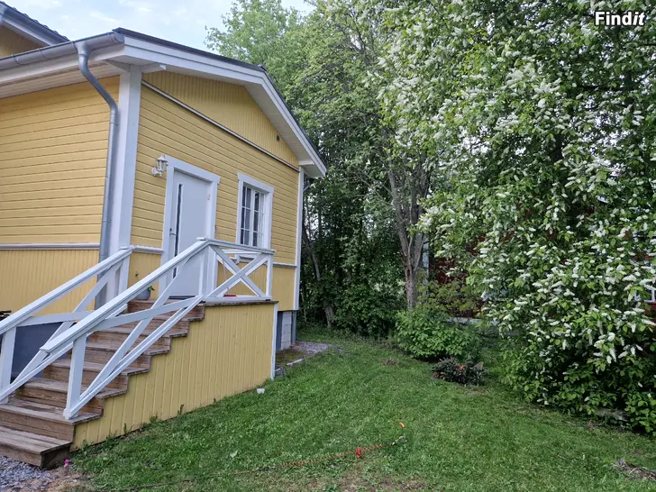 Uthyres Uthyres parhusbostad 3r + kök i Jakobstad