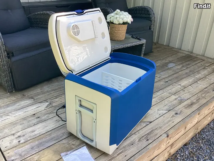 Myydään Airam cool 40 eco sähkökäyttönen kylmälaukku