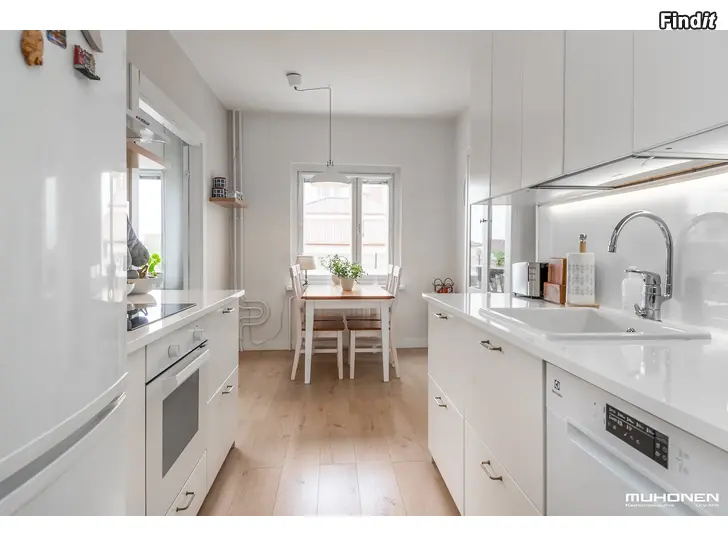 Vuokrataan Uthyres 3h + kök + badrum + klädrum - Kyrkoesplanaden 6, Vasa centrum