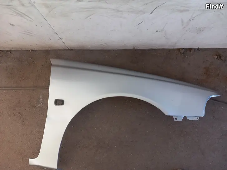 Säljes Volvo v40/s40 skärm