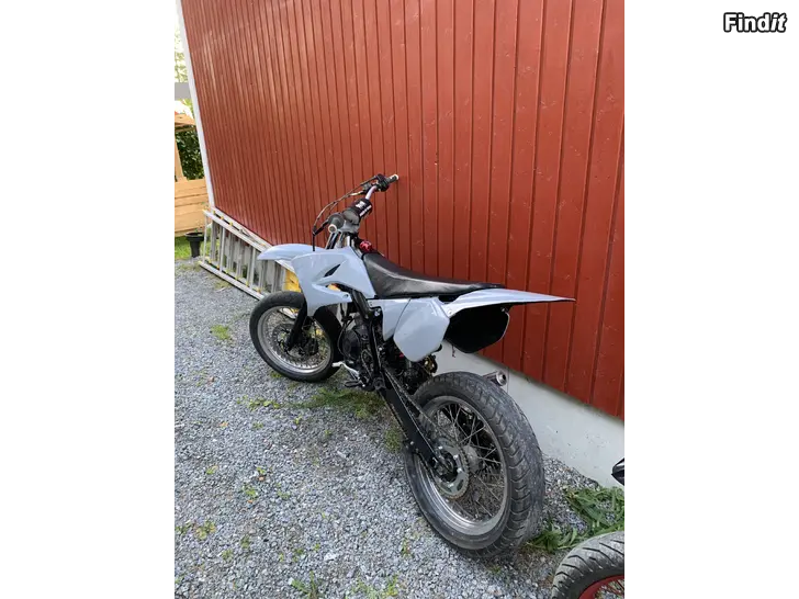 Säljes Yamaha dt