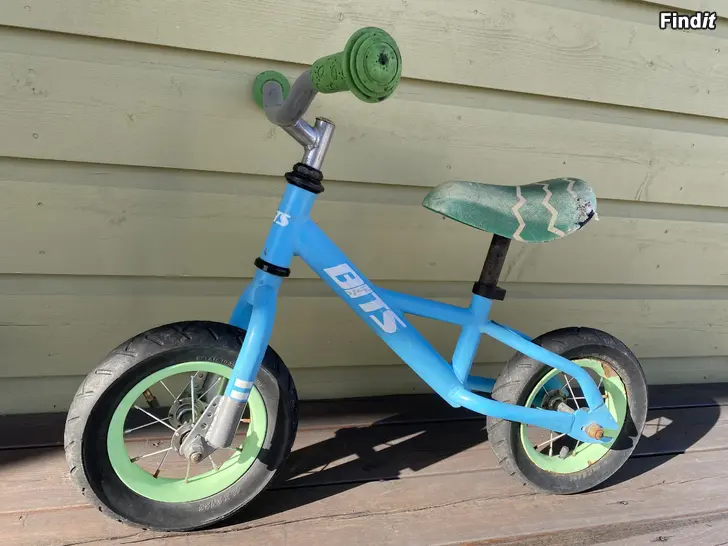 Säljes Balanscykel 10 tum