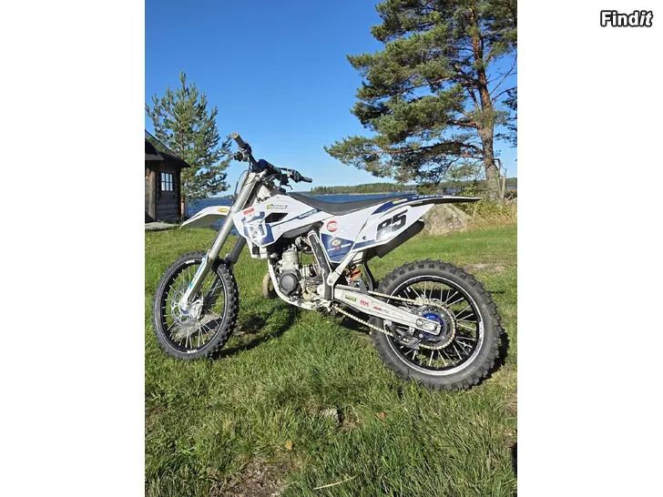 Säljes Husqvarna TC 85