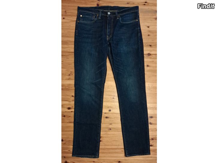Myydään Miesten farkut  Levis 511