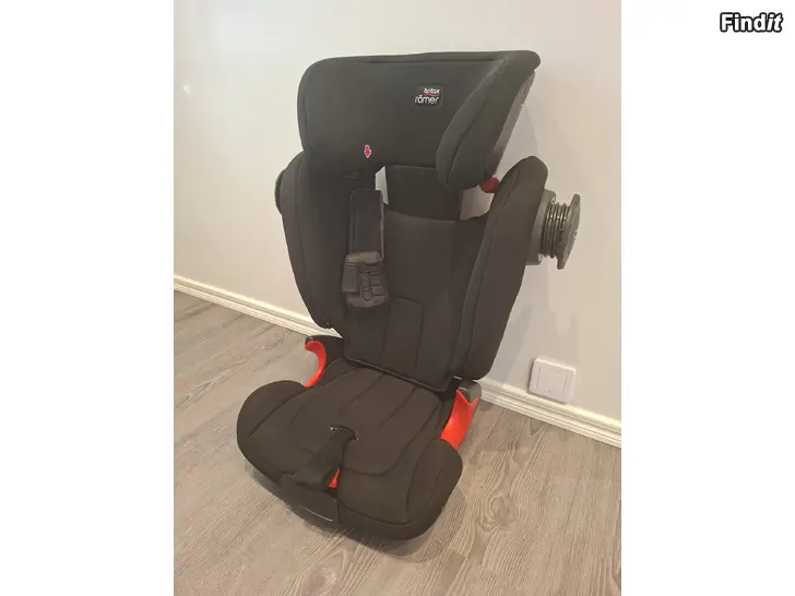 Myydään Britax Kidfix II XP SICT