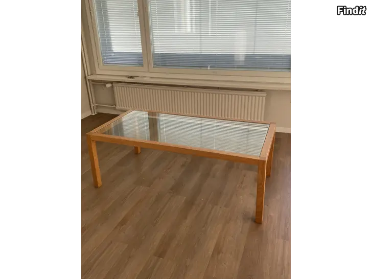 Säljes Soffbord i ek