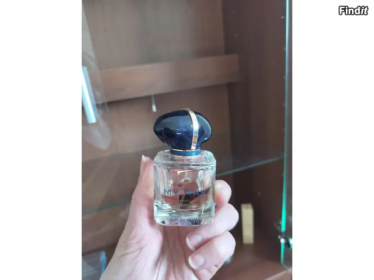 Myydään Giorgio Armani hajuvesi