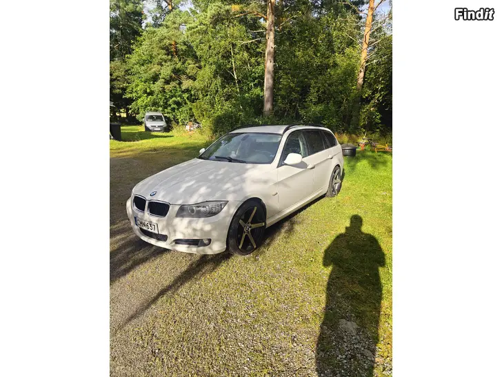 Säljes Bmw 320i