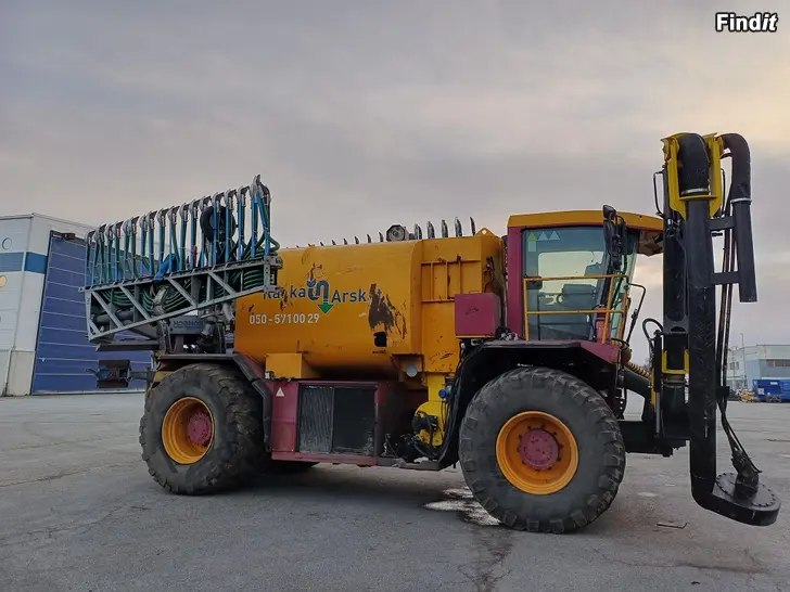 Myydään Vredo VT3926 lietteenlevityskone