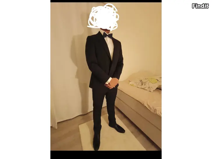 Myydään Slim fit miesten juhlapuku