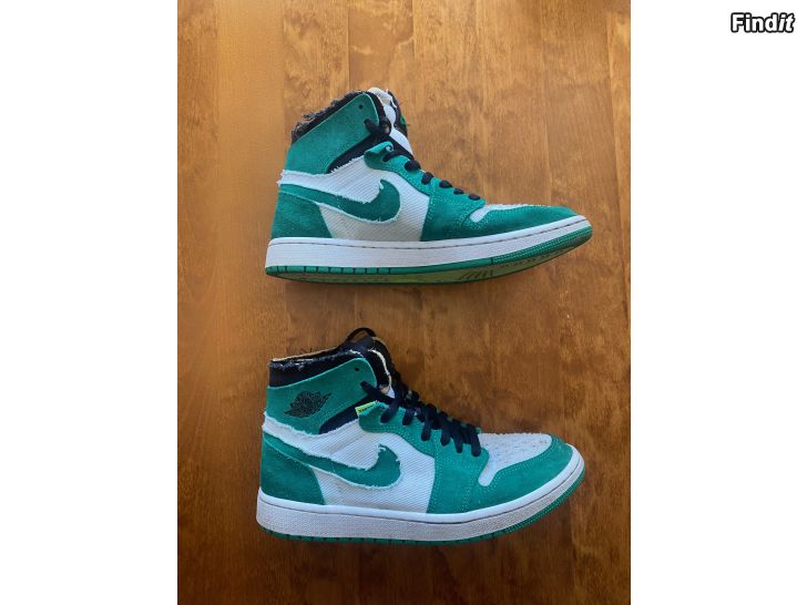 Säljes Air jordan 1 High Stadium green