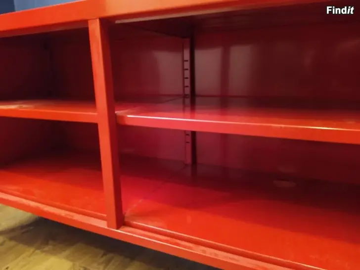 Myydään Plåtskåp