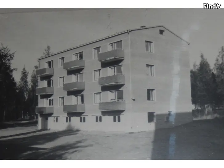 Uthyres Rymlig tvårummare med balkong i Sandviken