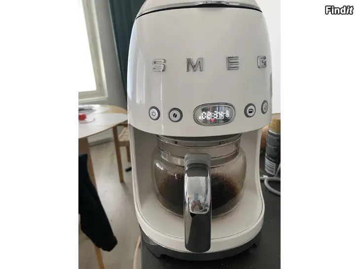 Myydään Smeg kahvinkeitin