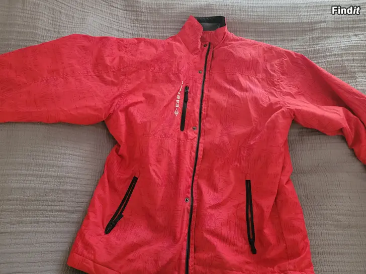 Myydään Easton ulkoilusetti unisex