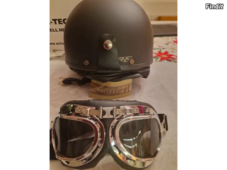 Säljes Militär hjälm