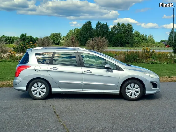 Säljes Peugeot 308 SW Allure e-HDi 112hv Farm.ILMASTOINTI TOIMII