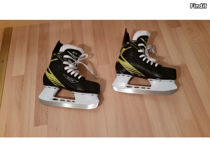 Säljes CCM Tacks 1792Y jääkiekkoluistimet  koko 31  - 18e