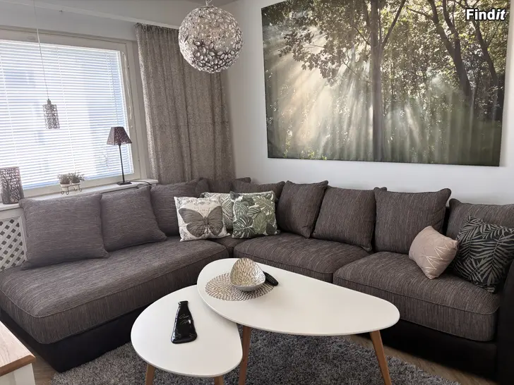 Myydään Soffa