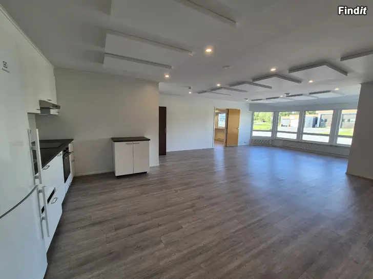 Uthyres Uthyres rymlig lägenhet i töjby på 120m2