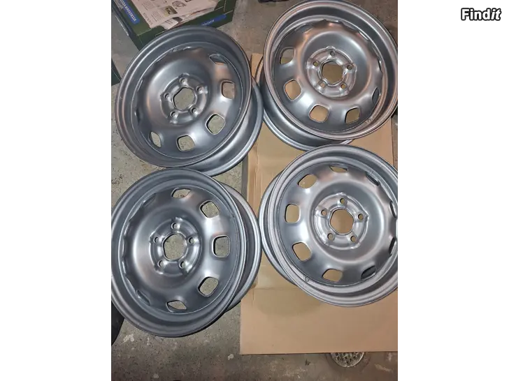 Säljes Volvo 142 fälgar