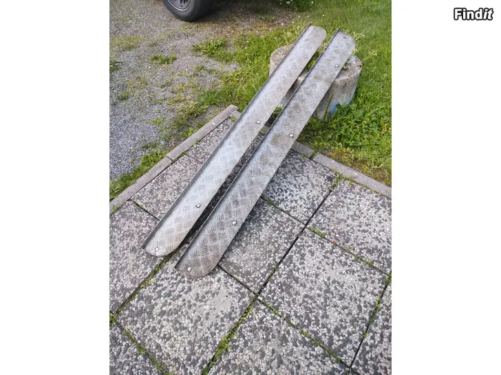 Myydään Astinlaudat