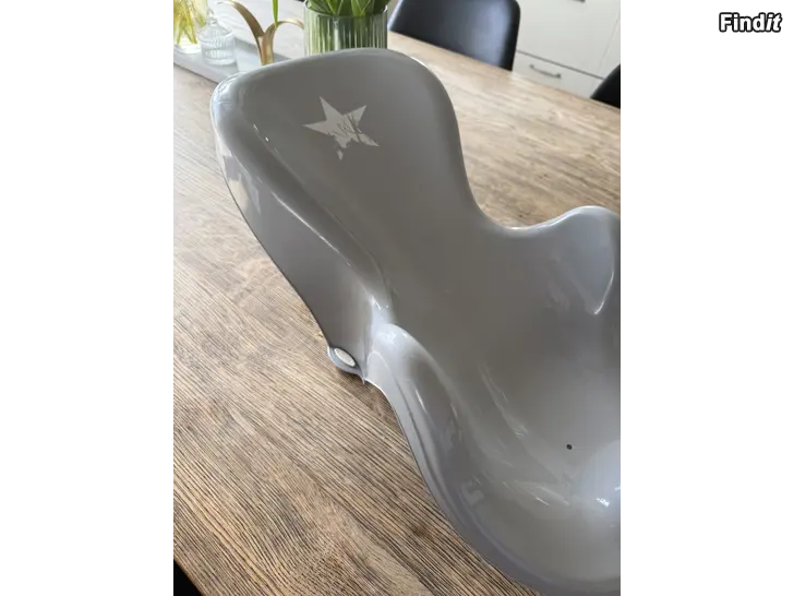 Myydään Badstöd baby