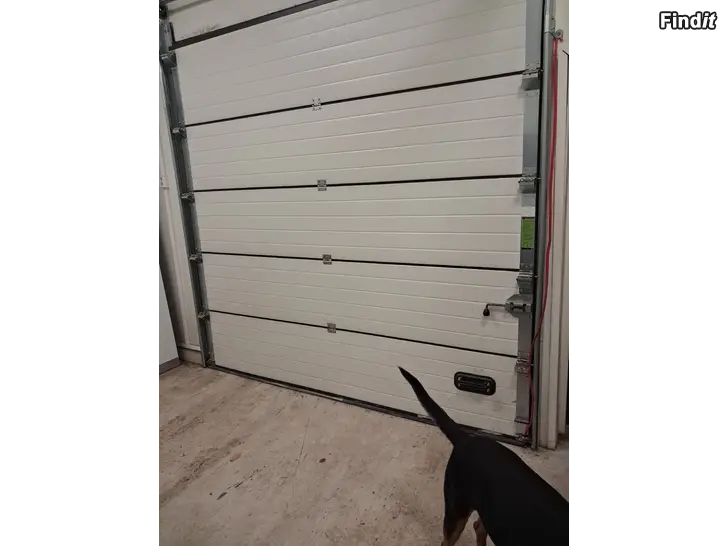 Myydään nosto ovi valmiiksi purettuna sisältää kaikki osat  264x264