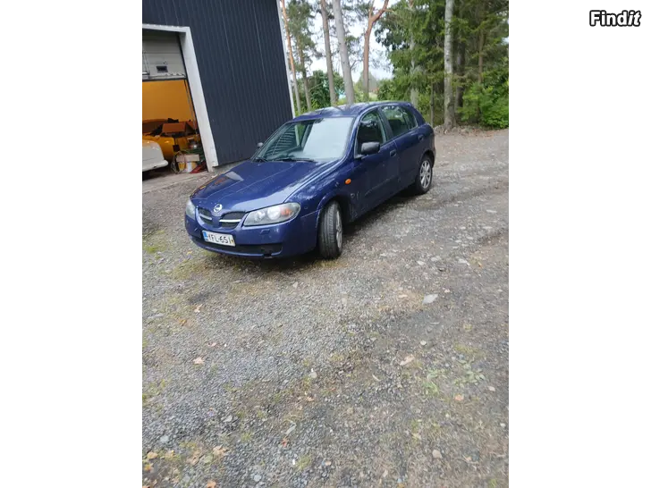 Myydään Nissan almera