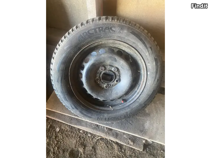 Säljes 1 Vinterdäck 5x108