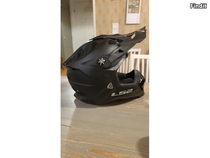 Myydään Mopedhjälm LS2 Subverter EVO